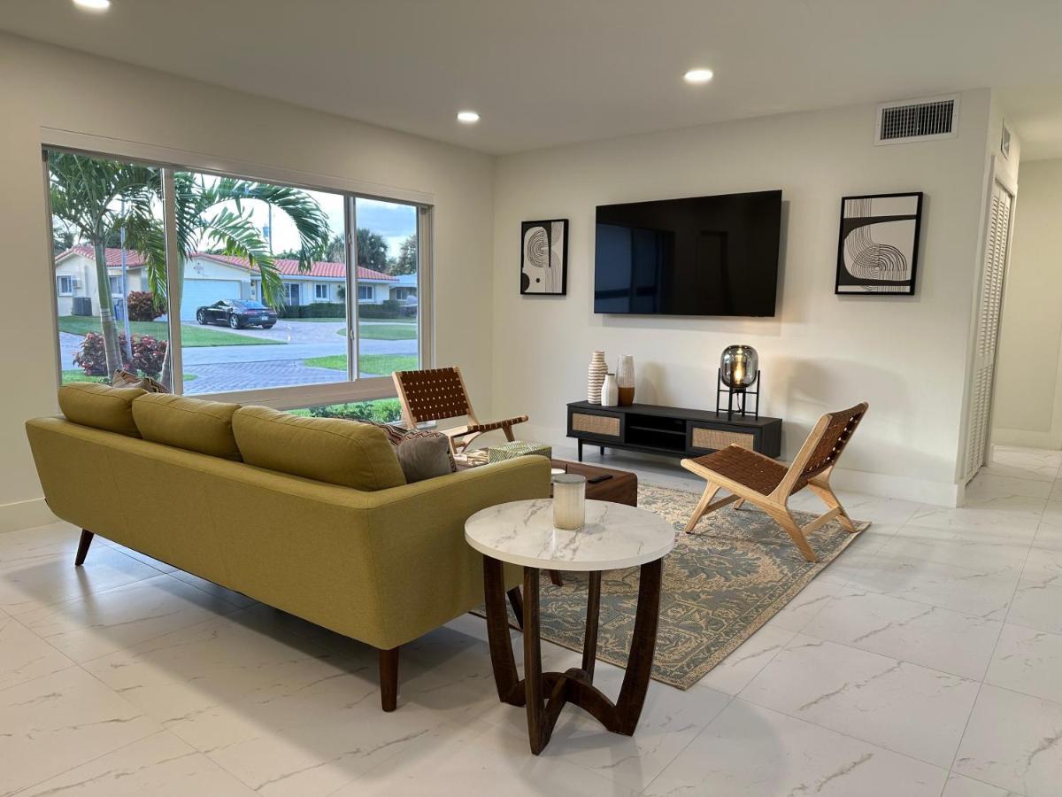 The Sun House - 3 Bed, 2 Bath, Private Pool, Fire Pit, Huge Backyard Villa Fort Lauderdale Eksteriør bilde